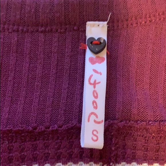 sweater - Picture 2 of 4